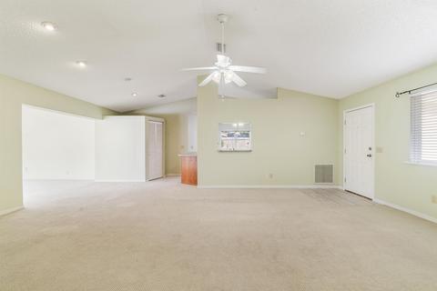 242 Shamrock Rd, Saint Augustine, FL 32086 photo 5
