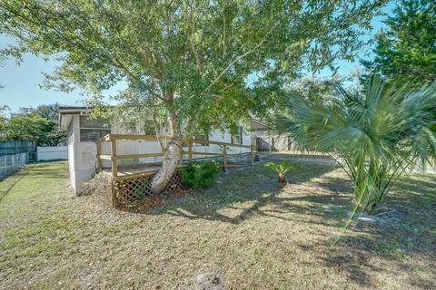 676 Coral Cir, Saint Augustine, FL 32080 photo 2