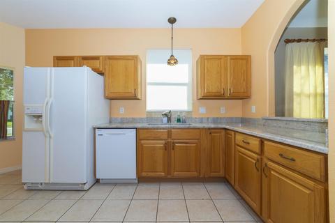 917 Ridgewood Ln, Saint Augustine, FL 32086 photo 2