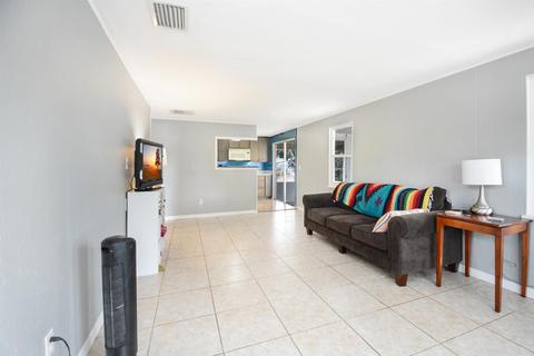 172 Andora St, Saint Augustine, FL 32086 photo 6
