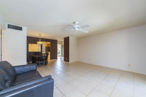 600 Domenico Circle D-8 #D-8, Saint Augustine, FL 32086 photo 5