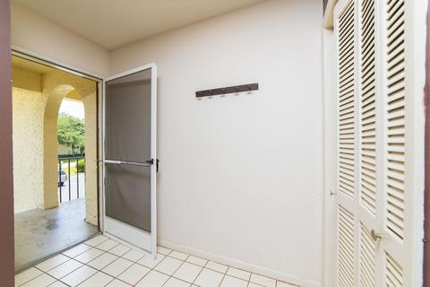 600 Domenico Circle D-8 #D-8, Saint Augustine, FL 32086 photo 11