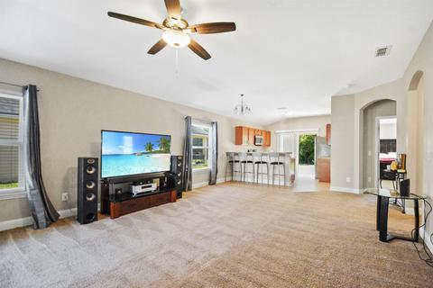 941 N Orange St, Saint Augustine, FL 32084 photo 2