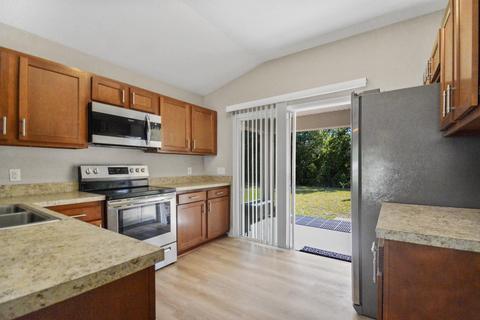 941 N Orange St, Saint Augustine, FL 32084 photo 4
