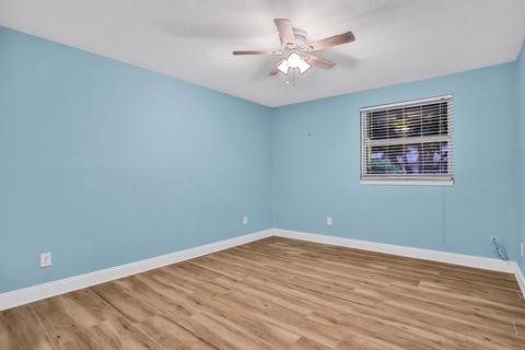 305 Third St, Saint Augustine, FL 32084 photo 20