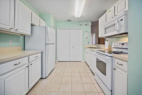 806 Pine Valley Pl, Saint Augustine, FL 32086 photo 5