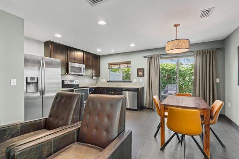 136 Islander Cir, Saint Augustine, FL 32080 photo 7