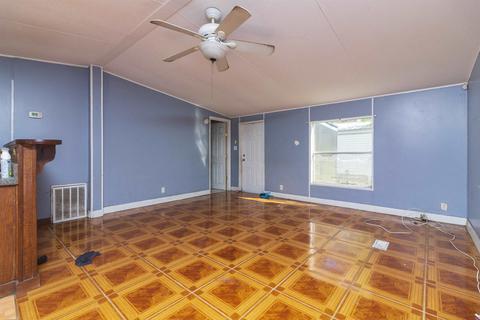 109 Hurst St, Saint Augustine, FL 32084 photo 9