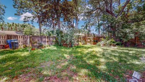 Exterior - 44 Bay View Dr, Saint Augustine, FL 32084 photo 3 of 3