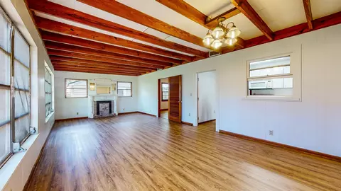 Living - 44 Bay View Dr, Saint Augustine, FL 32084 photo 1 of 5
