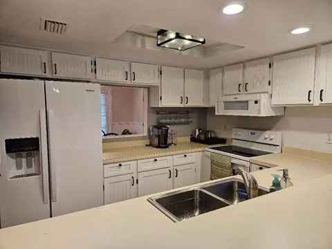 200 16th St #101B, Saint Augustine Beach, FL 32080 photo 9