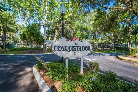 4 Aledo Ct, Saint Augustine, FL 32086 photo 2