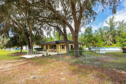 100 Jean St, Interlachen, FL 32148 photo 4