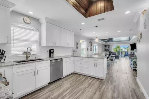 Kitchen - 5330 Pelican Way, Saint Augustine, FL 32080 photo 1 of 11