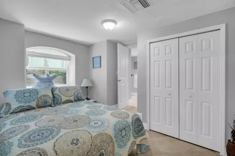 Bedroom - 5330 Pelican Way, Saint Augustine, FL 32080 photo 8 of 11