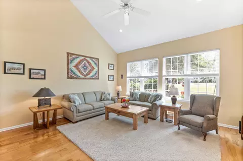 Living - 335 Marsh Point Cir, Saint Augustine, FL 32080 photo 4 of 6
