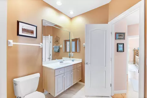 Bath - 335 Marsh Point Cir, Saint Augustine, FL 32080 photo 3 of 7