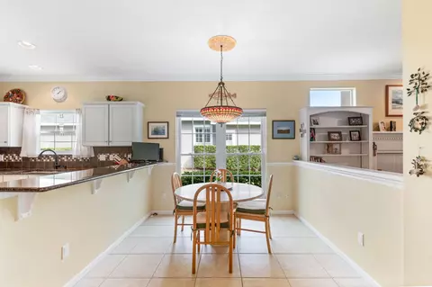 Dining - 335 Marsh Point Cir, Saint Augustine, FL 32080 photo 4 of 4