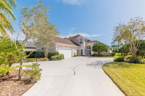 Exterior - 335 Marsh Point Cir, Saint Augustine, FL 32080 photo 2 of 16