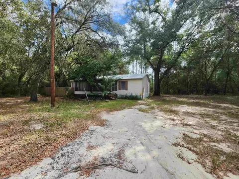 307 Lakeview Way, Interlachen, FL 32148 photo 1
