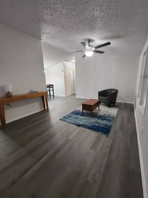 307 Lakeview Way, Interlachen, FL 32148 photo 2