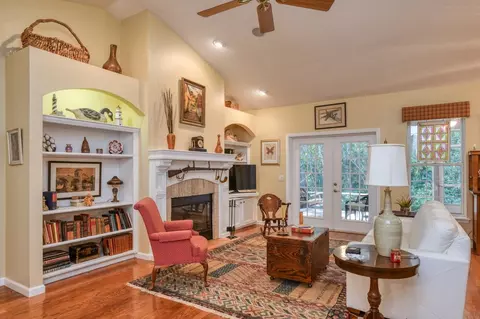 Living - 33 Ocean Pines Dr, Saint Augustine, FL 32080 photo 1 of 4