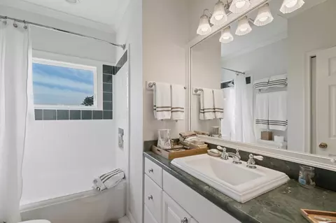 Bath - 324 Oglethorpe Blvd, Saint Augustine, FL 32080 photo 6 of 9