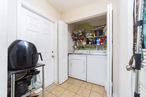 925 Avery St, Saint Augustine, FL 32084 photo 4