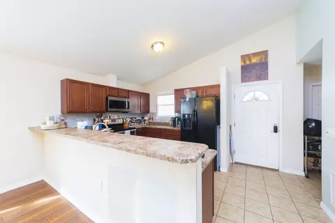 925 Avery St, Saint Augustine, FL 32084 photo 8
