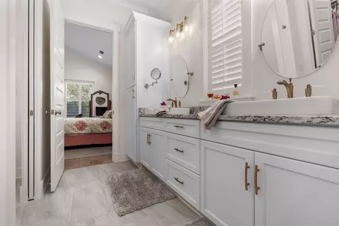 Bath - 315 Ridgeway Rd, Saint Augustine, FL 32080 photo 3 of 6