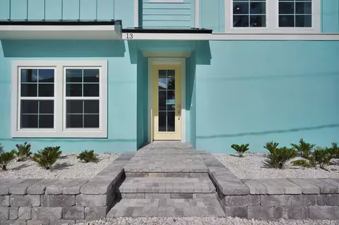 Exterior - 13 13th Ln, Saint Augustine, FL 32080 photo 3 of 21