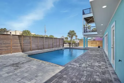 Exterior - 13 13th Ln, Saint Augustine, FL 32080 photo 8 of 21