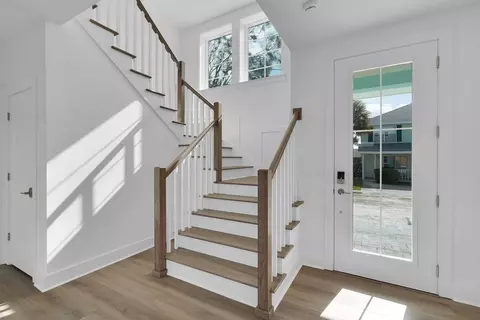 Entry Way - 13 13th Ln, Saint Augustine, FL 32080 photo 1 of 2