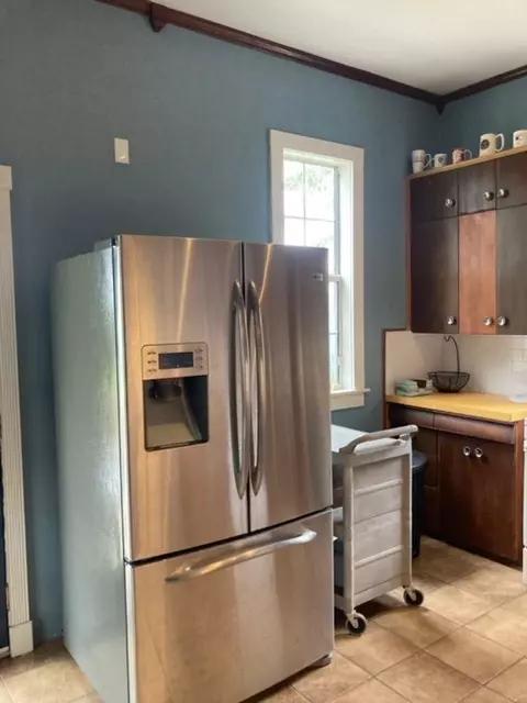 Kitchen - 120 La Quinta Pl, Saint Augustine, FL 32084 photo 2 of 2