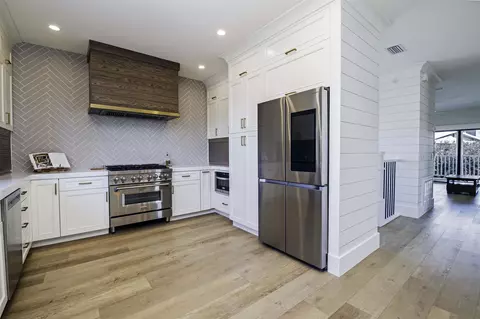 Kitchen - 68 Seascape Cir, Saint Augustine, FL 32080 photo 4 of 7