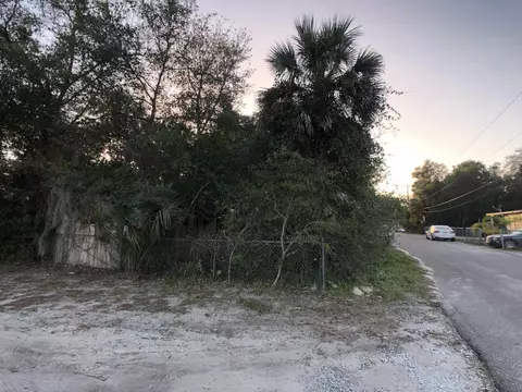671 W Cathedral Pl, Saint Augustine, FL 32084 photo 3