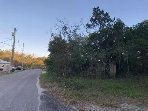 671 W Cathedral Pl, Saint Augustine, FL 32084 photo 2
