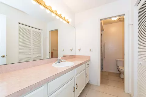 Bath - 3580 Lone Wolf Trl, Saint Augustine, FL 32086 photo 3 of 3