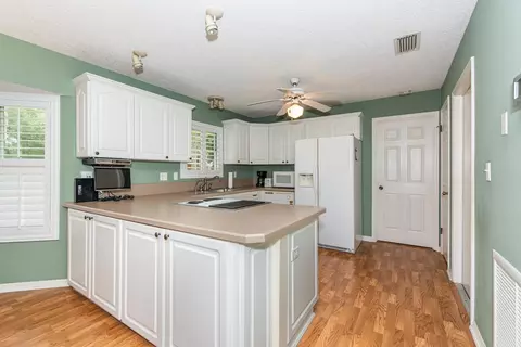 Kitchen - 3580 Lone Wolf Trl, Saint Augustine, FL 32086 photo 1 of 2