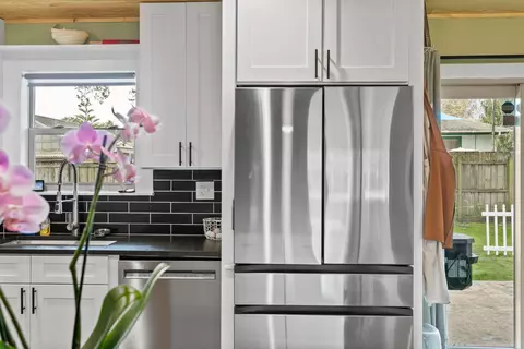 Kitchen - 218 Orchis Rd, Saint Augustine, FL 32086 photo 3 of 7