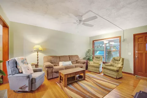Living - 203 Spring St, Saint Augustine, FL 32084 photo 1 of 4