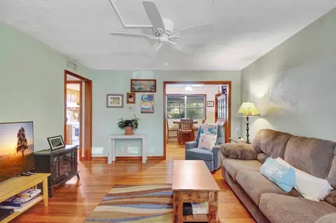 Living - 203 Spring St, Saint Augustine, FL 32084 photo 4 of 4