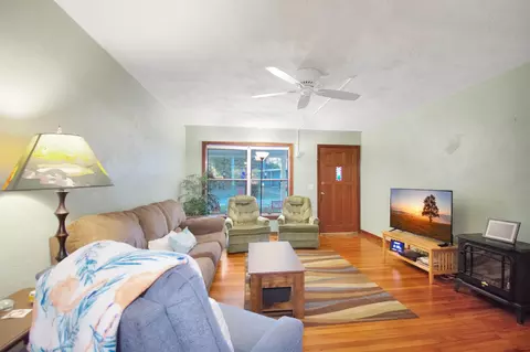 Living - 203 Spring St, Saint Augustine, FL 32084 photo 3 of 4