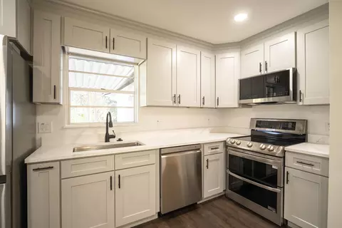 Kitchen - 450 Gentian Rd, Saint Augustine, FL 32086 photo 1 of 4
