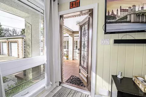 Entry Way - 120 Inlet Dr, Saint Augustine, FL 32080 photo 1 of 1