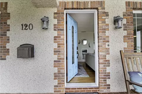 Bath - 120 Inlet Dr, Saint Augustine, FL 32080 photo 1 of 4