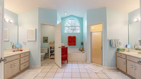 Bath - 51 Lee Dr, Saint Augustine, FL 32080 photo 1 of 3