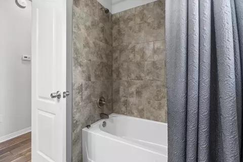 Bath - 315 Segovia Rd, Saint Augustine, FL 32086 photo 4 of 5
