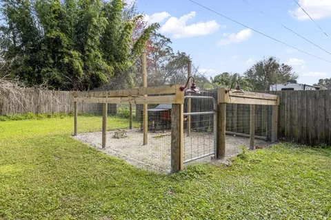Exterior - 315 Segovia Rd, Saint Augustine, FL 32086 photo 8 of 10