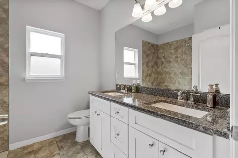 Bath - 315 Segovia Rd, Saint Augustine, FL 32086 photo 3 of 5